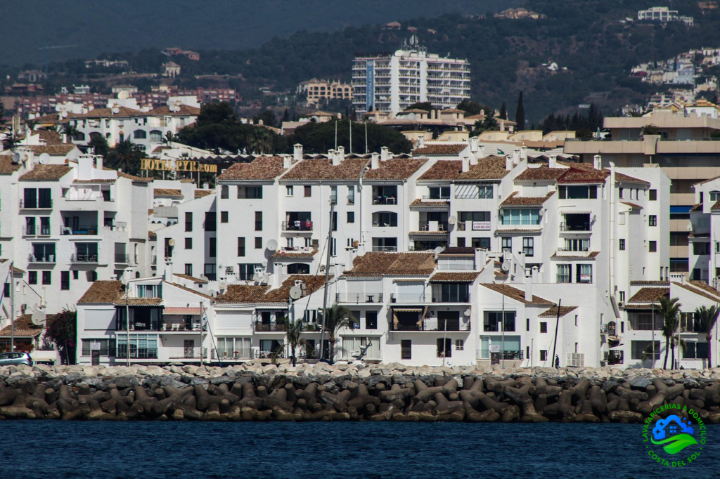 limpieza de sofás en Marbella